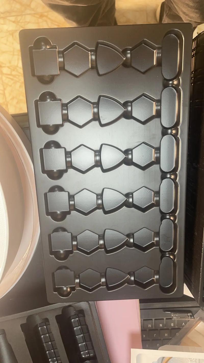 探索塑料制品源頭工廠 吸塑包裝與化工原料的精密協作